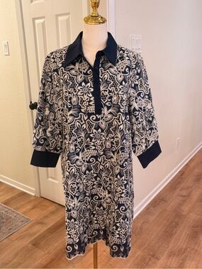 Avara Floral Dress - Large NWT